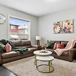 New! Large Family 4Br W Kid\'S Play Den - Free Banff Pass, Netflix, Wine & More!